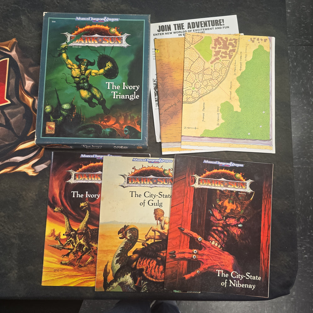 Advanced Dungeon and Dragons 2e Dark Sun The Ivory Triangle Boxed Set (Box is worn, but all gameplay pieces are inside))